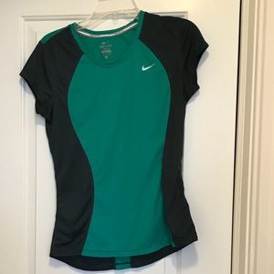 Nike running tee short sleeved